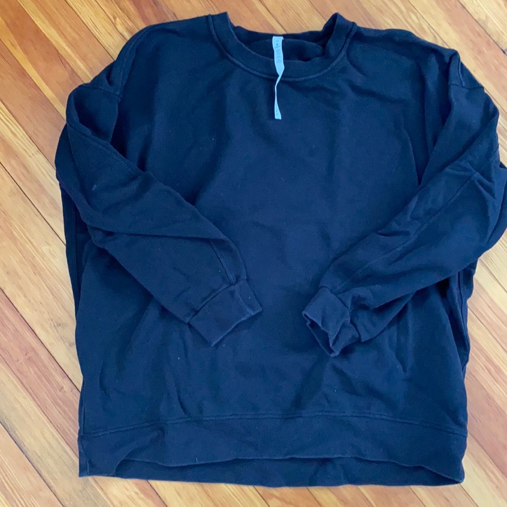 Black lululemon sweatshirt. Size 14